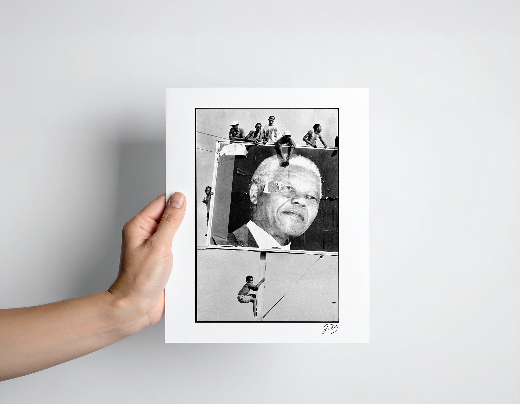 Ian Berry: South Africa, 1994. Waiting for Mandela.