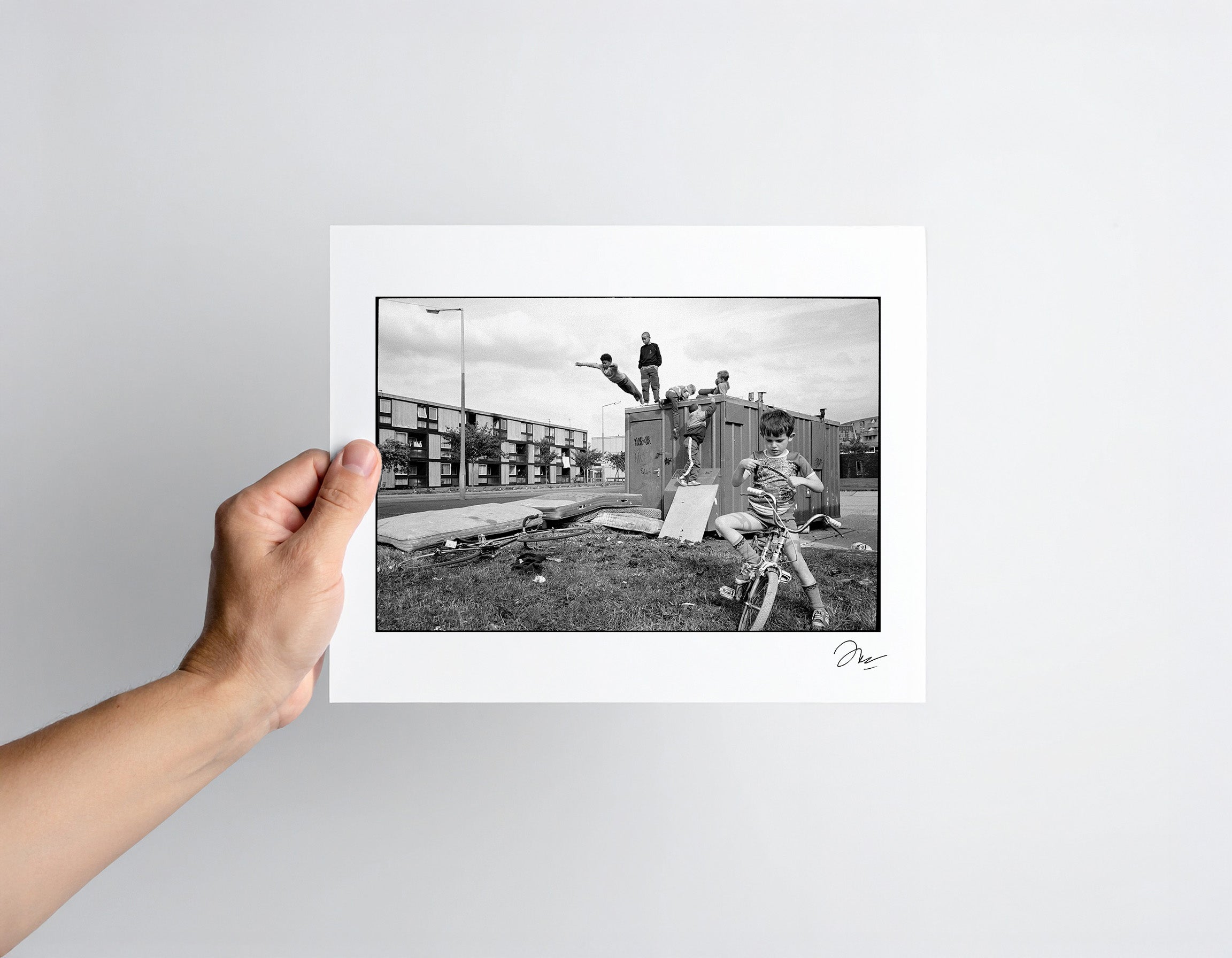 Stuart Franklin: Moss Side Kids